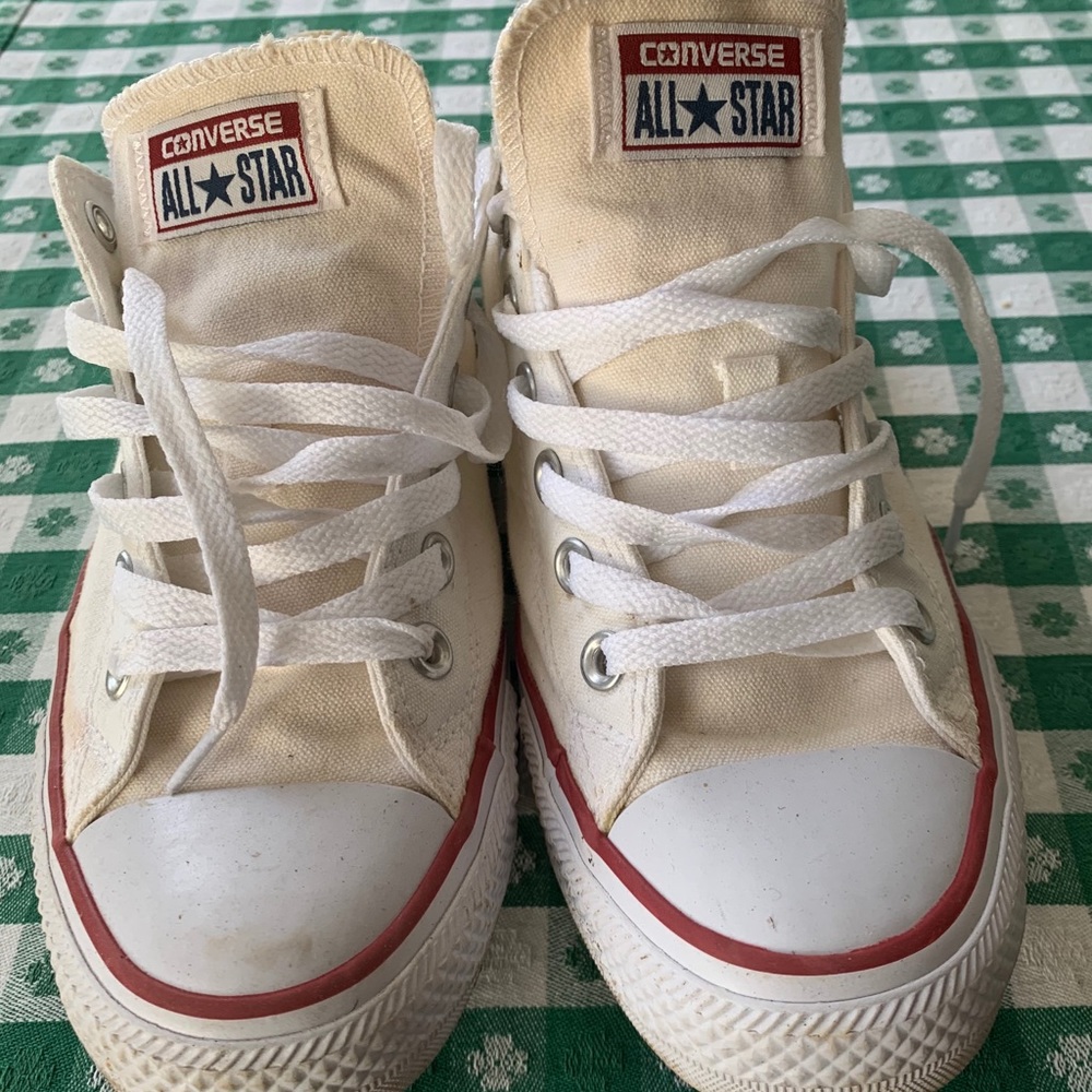 White converse size 9.5 women’s